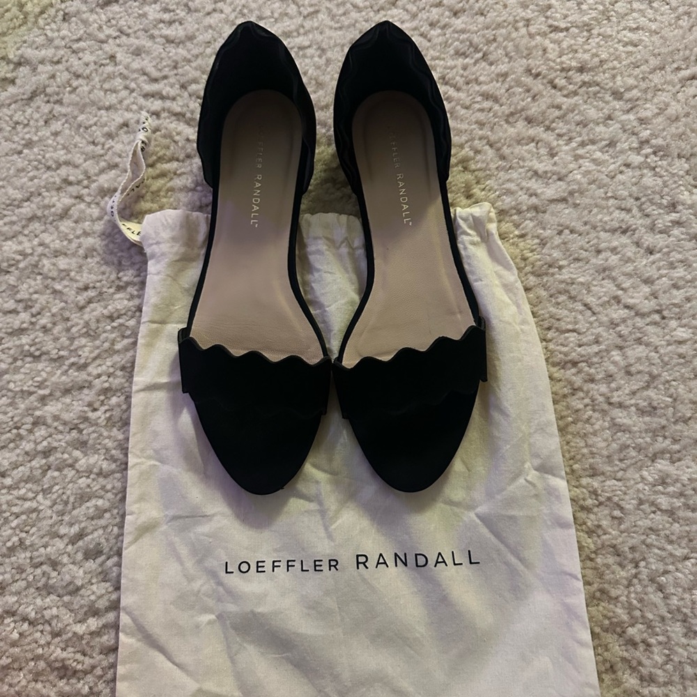 Loeffler‎ Randall Black Suede Scallop-Edge Loafers size 8